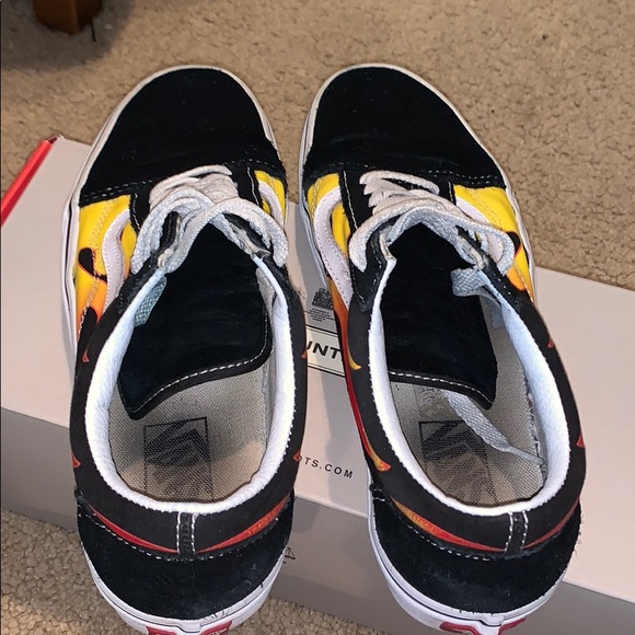 Flame Vans - Picture 2 of 4